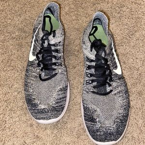 Nike Free RN Flyknit Running Shoes- gray/white